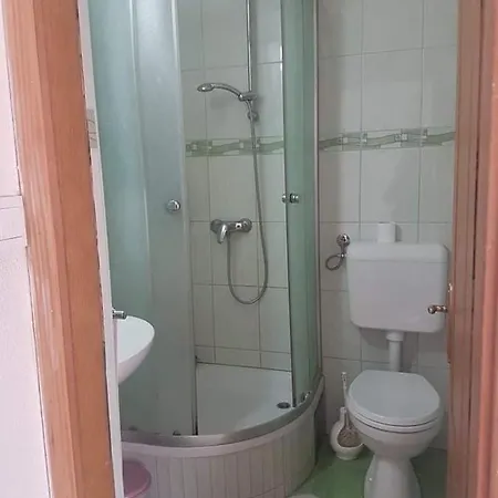 Prenociste Hanka * Bihać